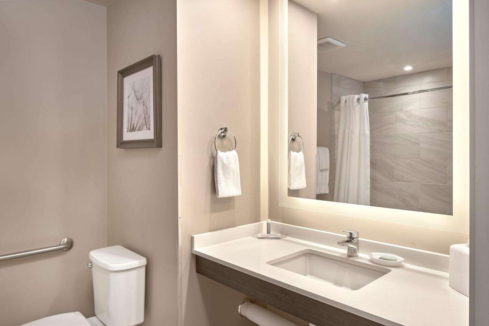 Fairfield Inn & Suites By Marriott Эйрдри Экстерьер фото