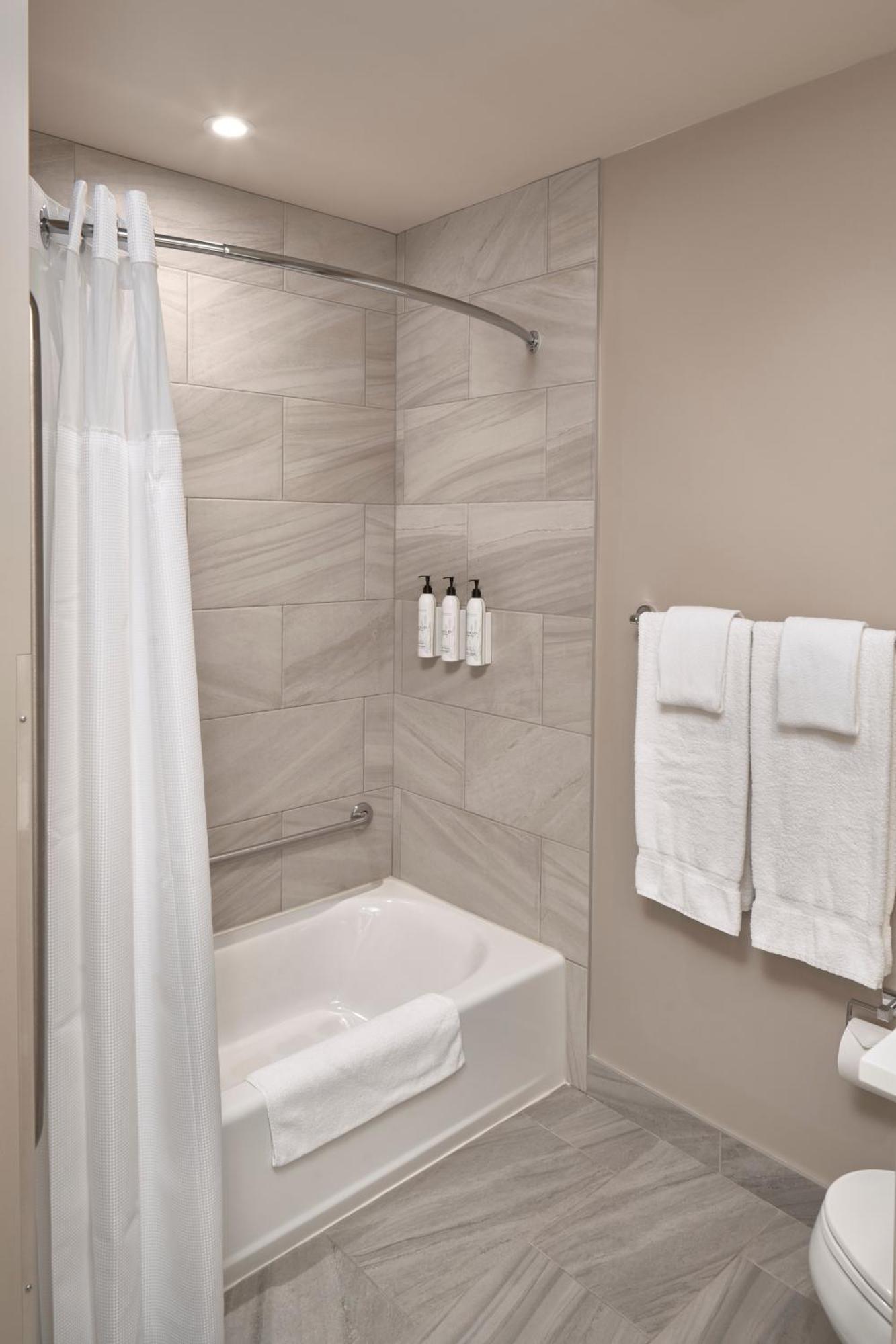 Fairfield Inn & Suites By Marriott Эйрдри Экстерьер фото